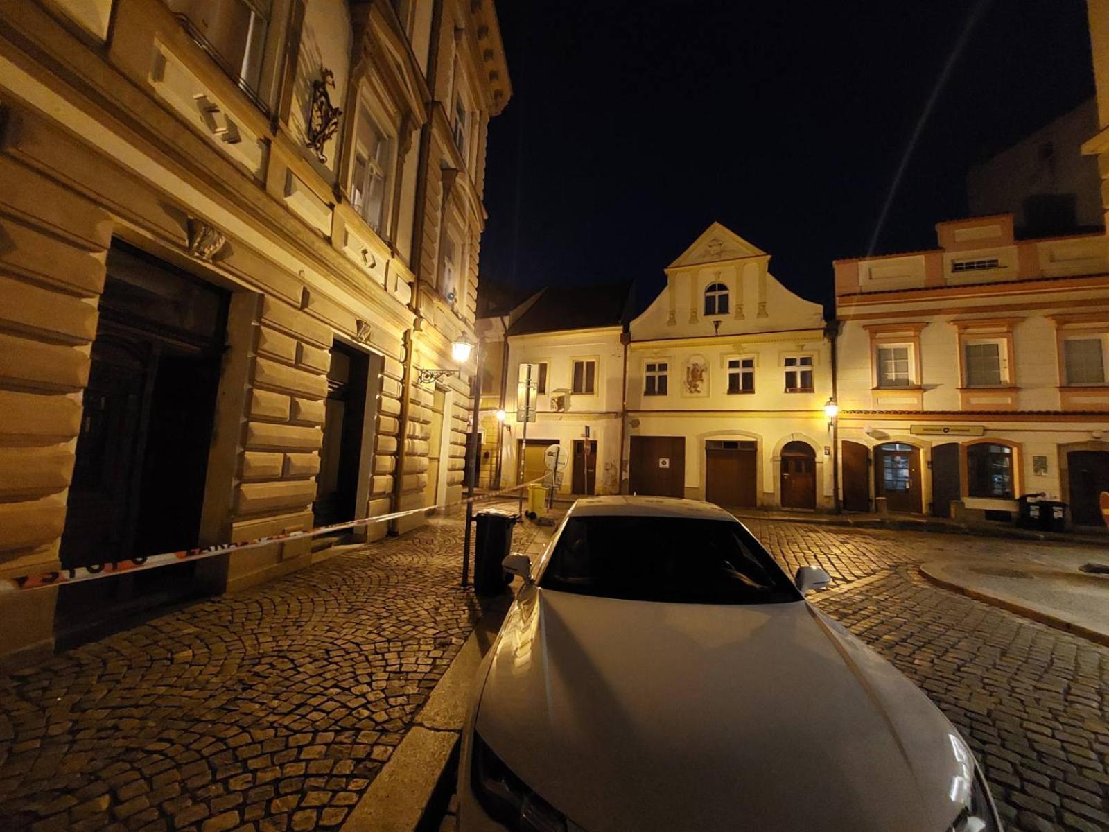 Prostorny Byt V Centru 3 Kk 80 M2 Hradec Králové Eksteriør bilde